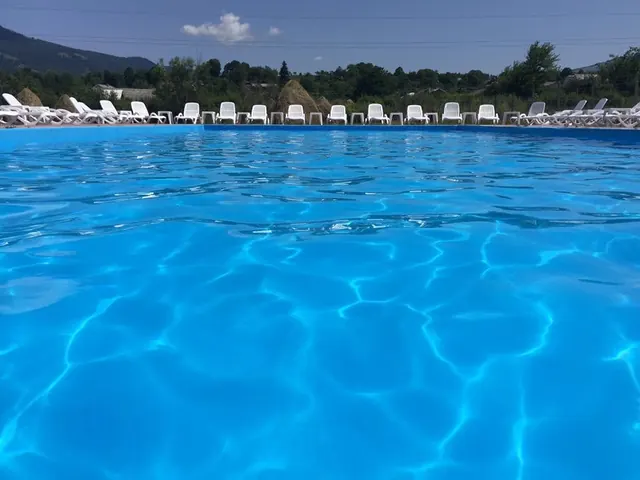 Relaxare la piscină